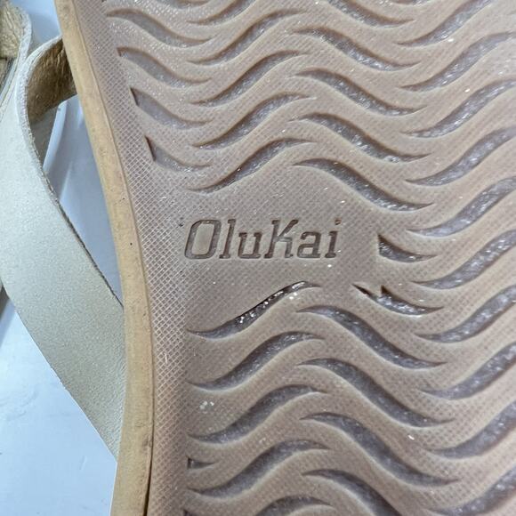 OLUKAI Kapehe Luana Tapa Sahara Leather Straps Thong White Sandals Size 11 - Picture 10 of 10